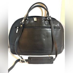 Elegant Black Leather Handbag